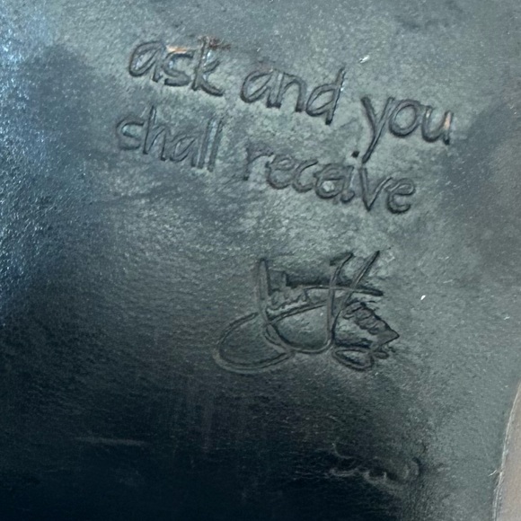 Size 9.5 John Fluevog leather ankle boots - Picture 13 of 15